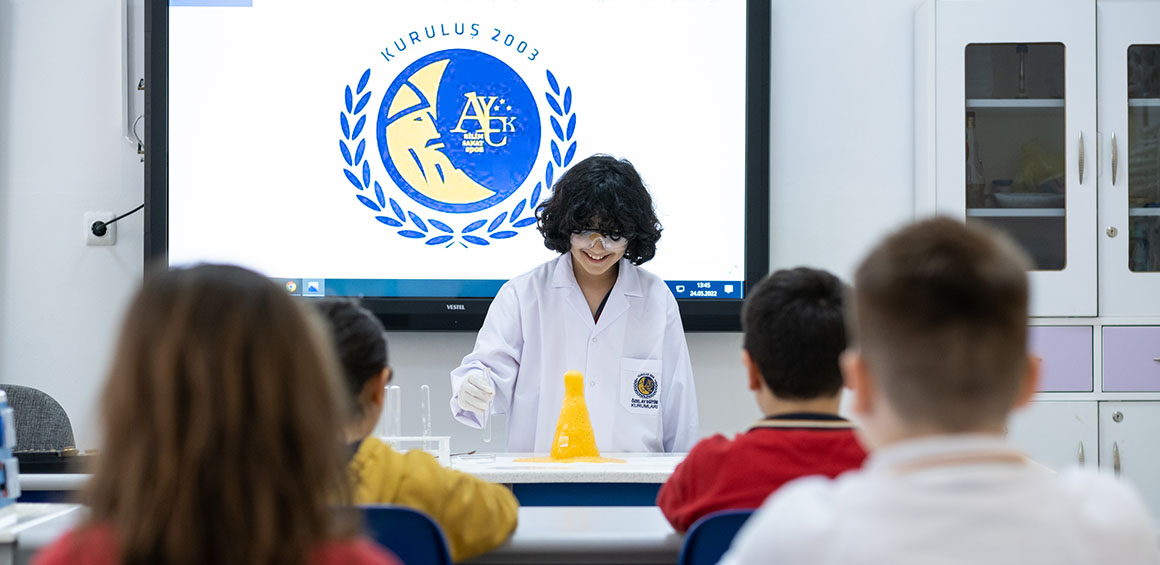 Özel Ay Ortaokulu (5-8. Sınıf)